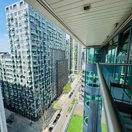 Modern 2Bed 2Bath Apartment Canary Wharf - Upto 5 Person Londra Esterno foto