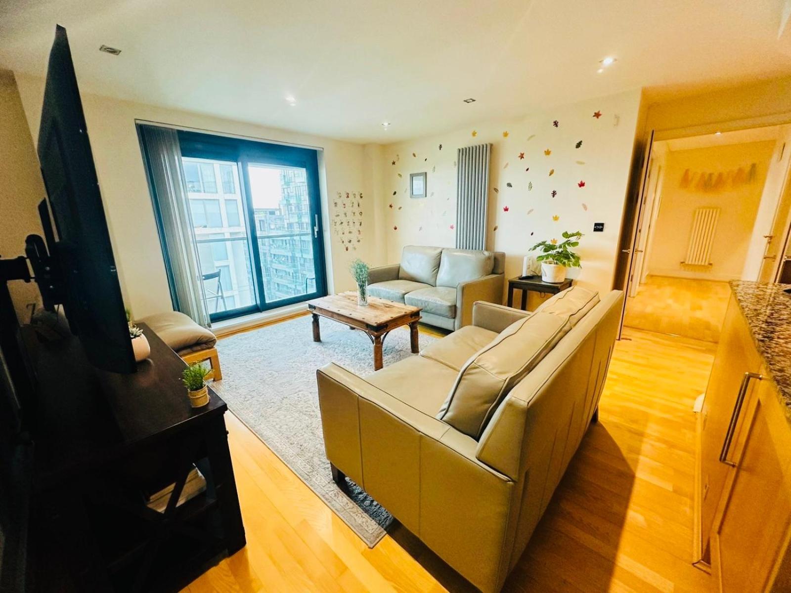 Modern 2Bed 2Bath Apartment Canary Wharf - Upto 5 Person Londra Esterno foto