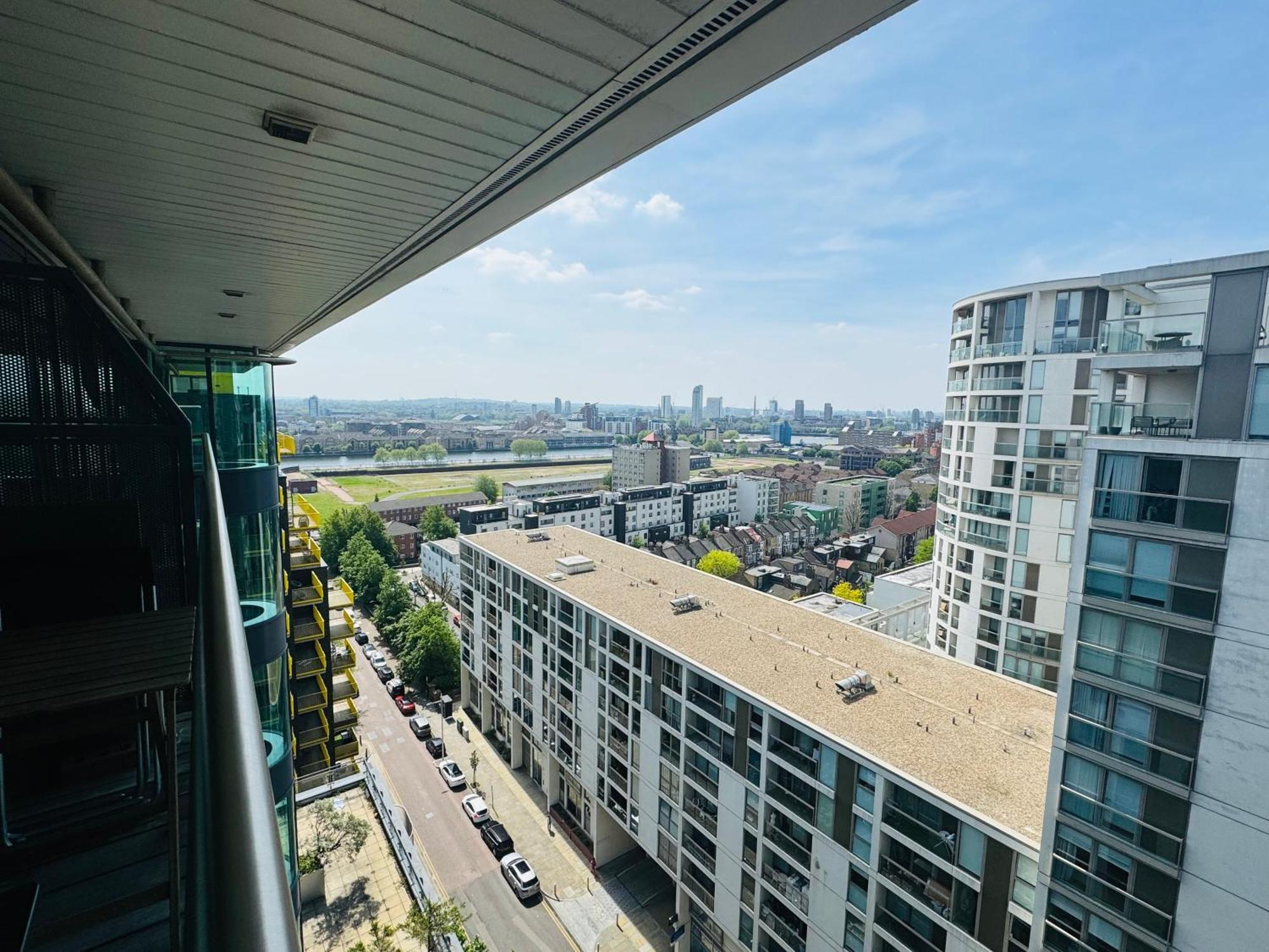 Modern 2Bed 2Bath Apartment Canary Wharf - Upto 5 Person Londra Esterno foto