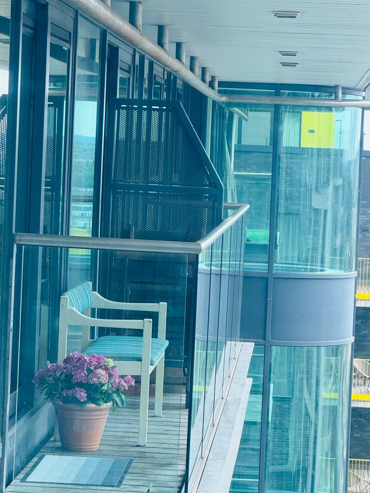 Modern 2Bed 2Bath Apartment Canary Wharf - Upto 5 Person Londra Esterno foto
